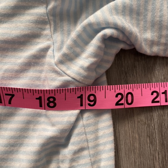 Old Navy Soft Baby Blue and White Striped Tee - Picture 5 of 6